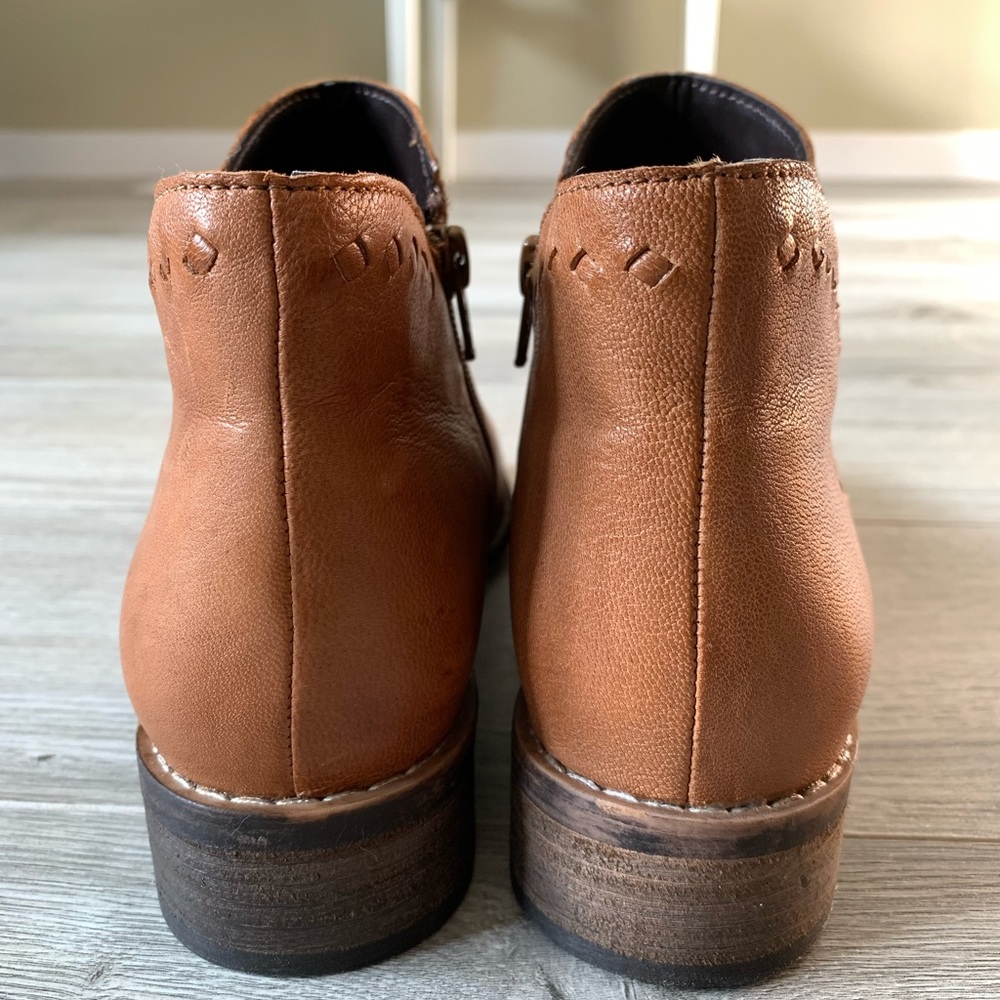 NWOT Skechers leather ankle boots - Picture 5 of 8